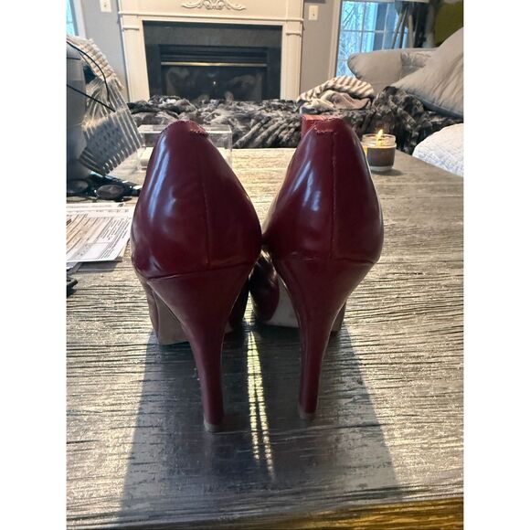 Steven by Steve Madden Pure Red Leather Platform Heel Pumps sz 10 EUC - Picture 6 of 7